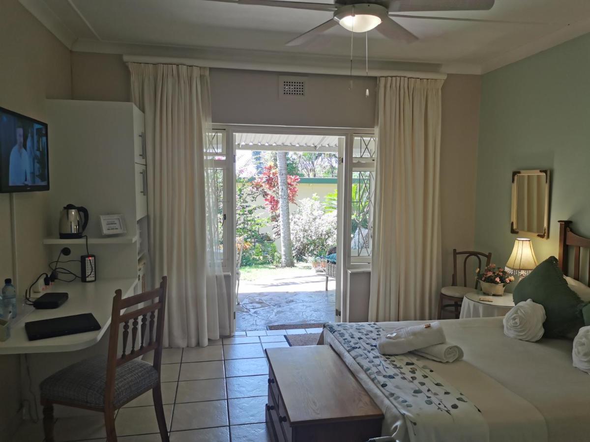 Eight Palms Hotel Port Edward Luaran gambar